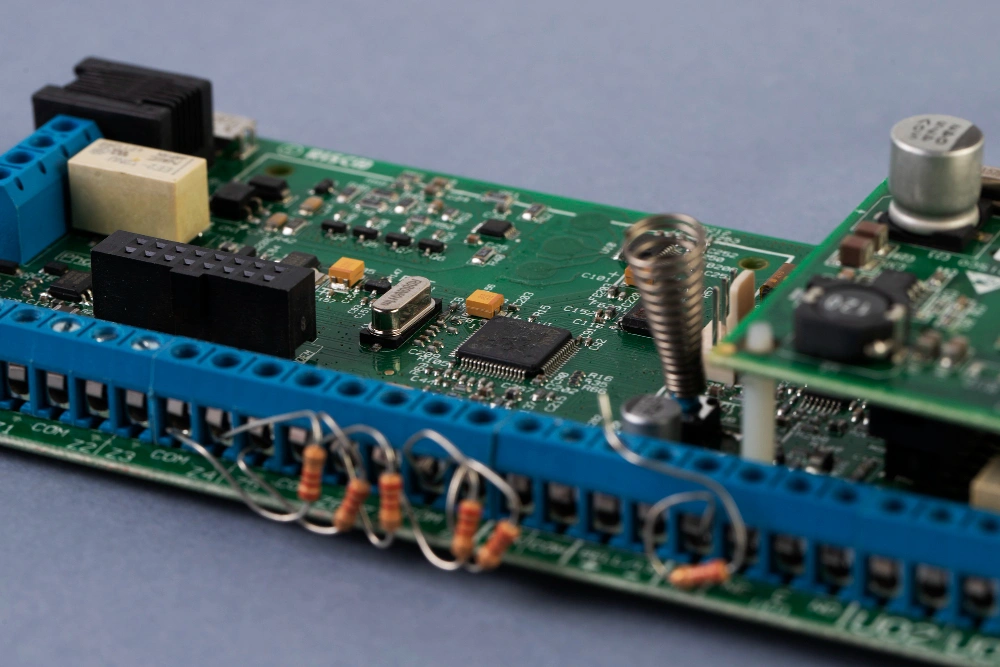 برد کنترل سیستم های خنک کننده